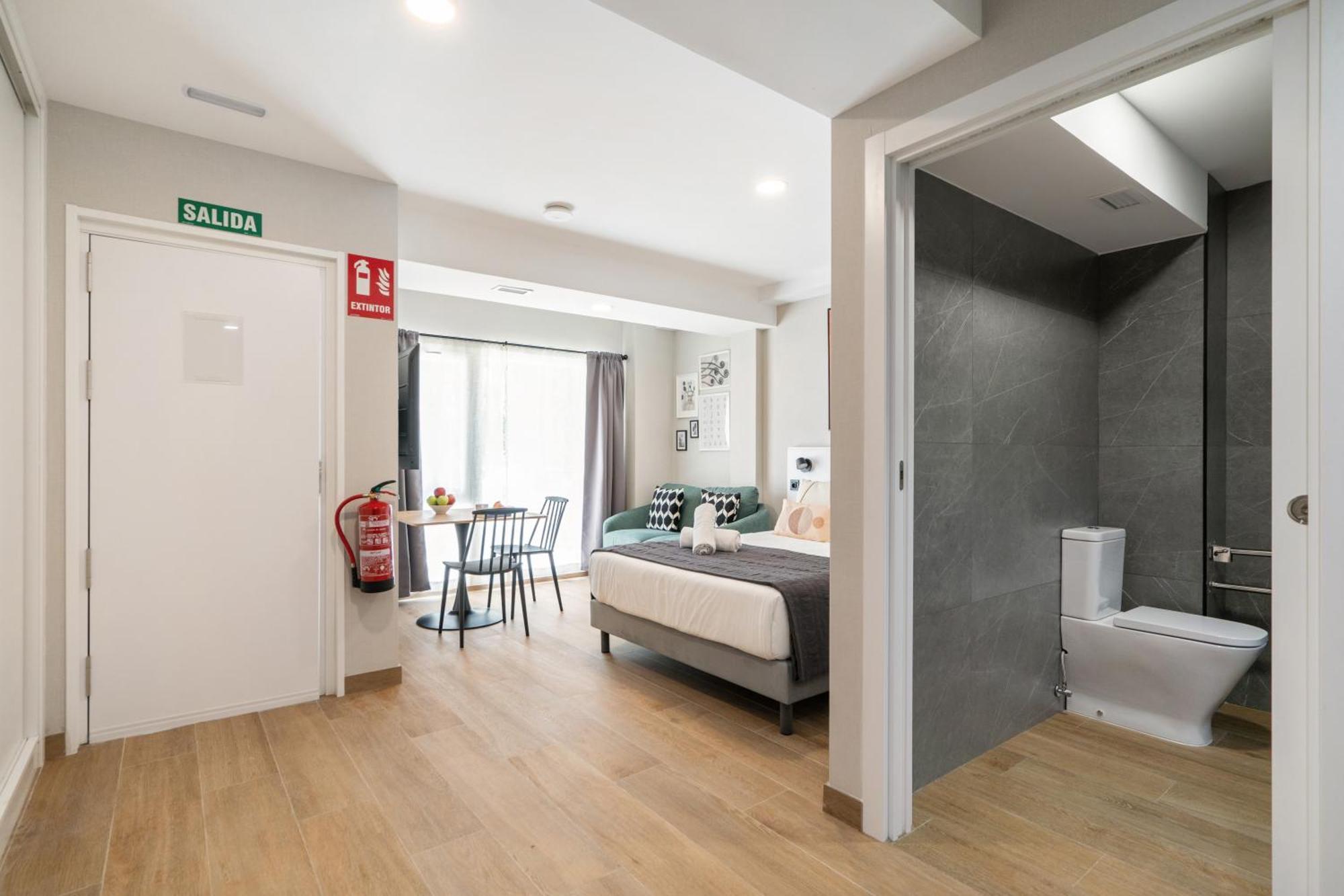 Ferienwohnung Dobo Madrid Cabrera Zimmer foto